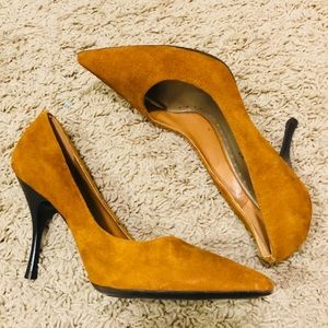 BCBG Girls Tan Suede Heel Size 8